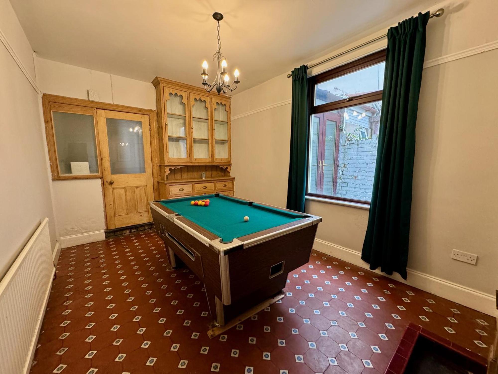 Large Citycentre Townhouse & Hot Tub, Pool Table And Offroad Parking Cardiff Esterno foto